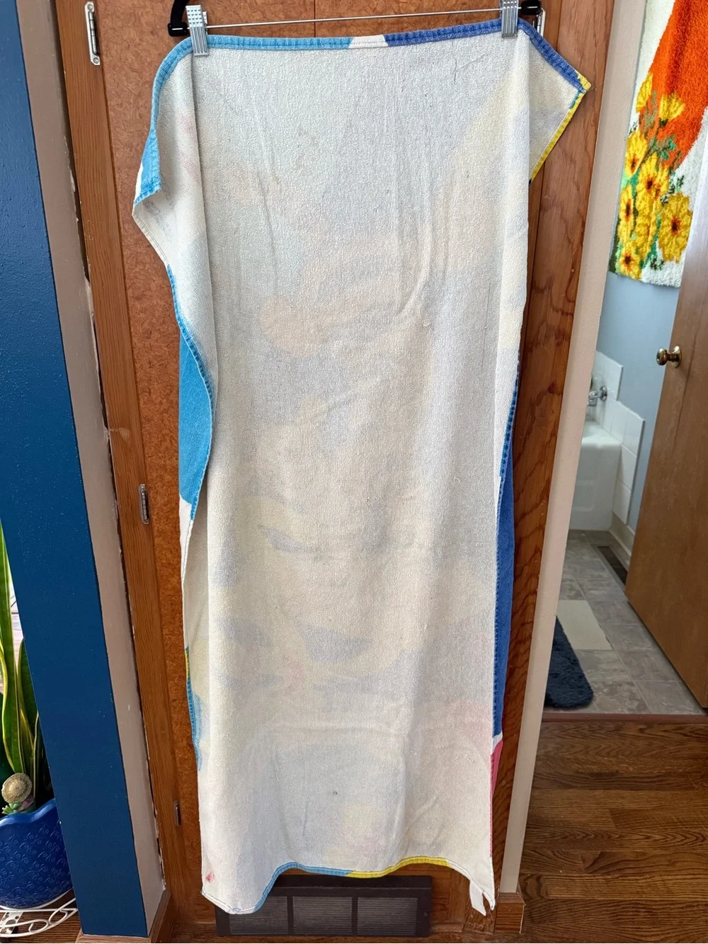 Vintage Disney Winnie the Pooh Beach Bath Towel Tigger 52